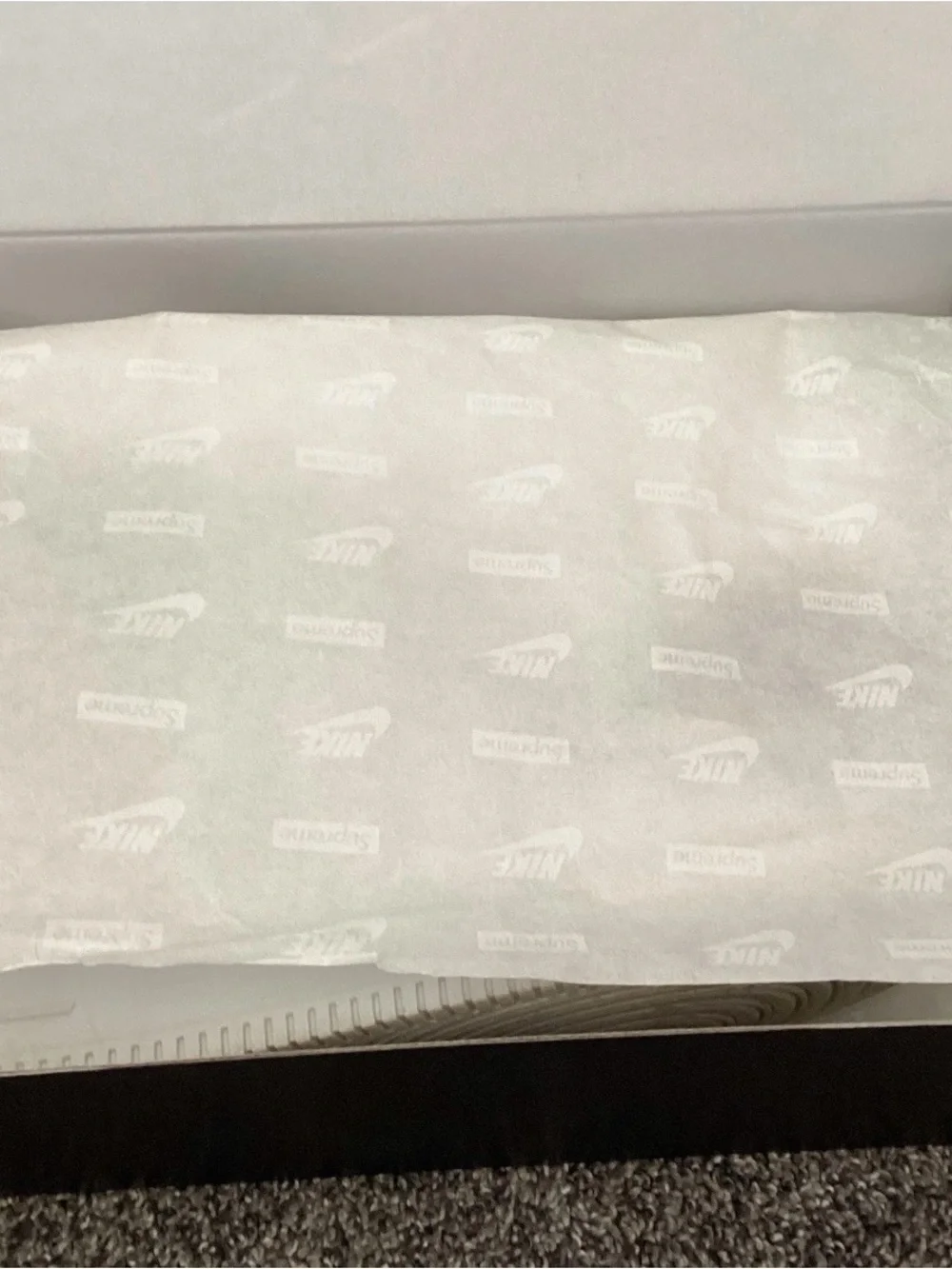 Nike x Supreme Air Force 1 CU9225-102